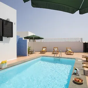 Grand Famara Puerto Del Carmen Villa